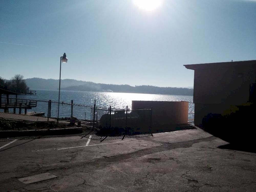 Lake Marina Motel 3*